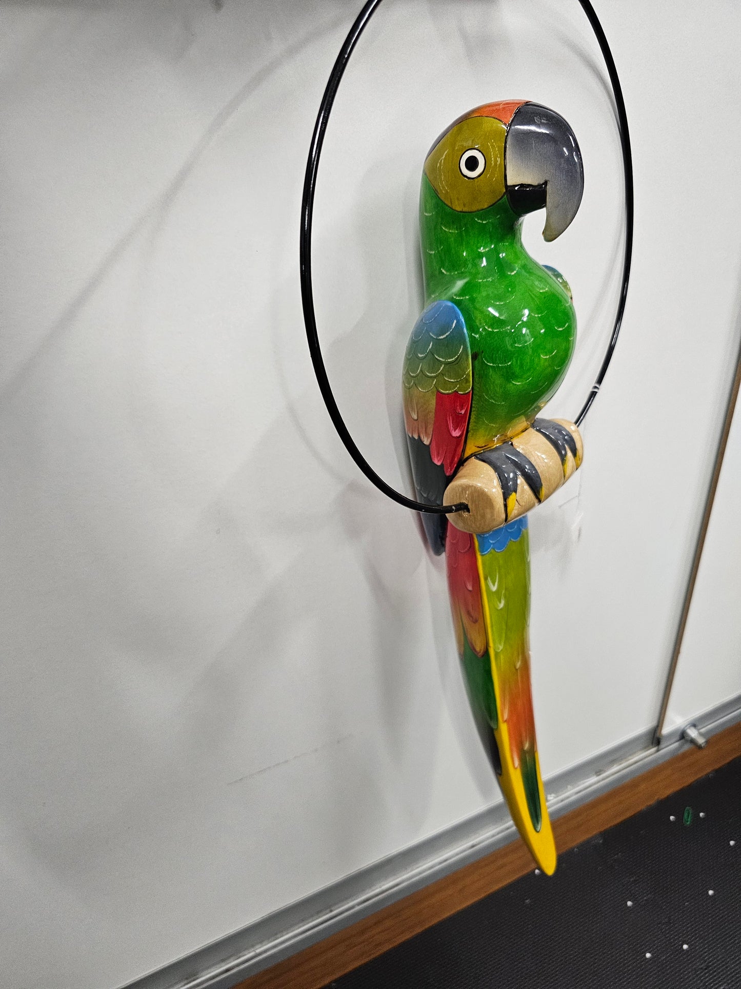 24" Swinging Parrot