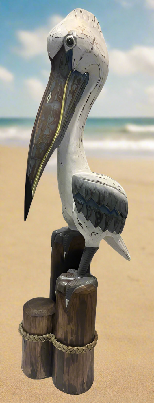XL WDN PELICAN ON PILONS